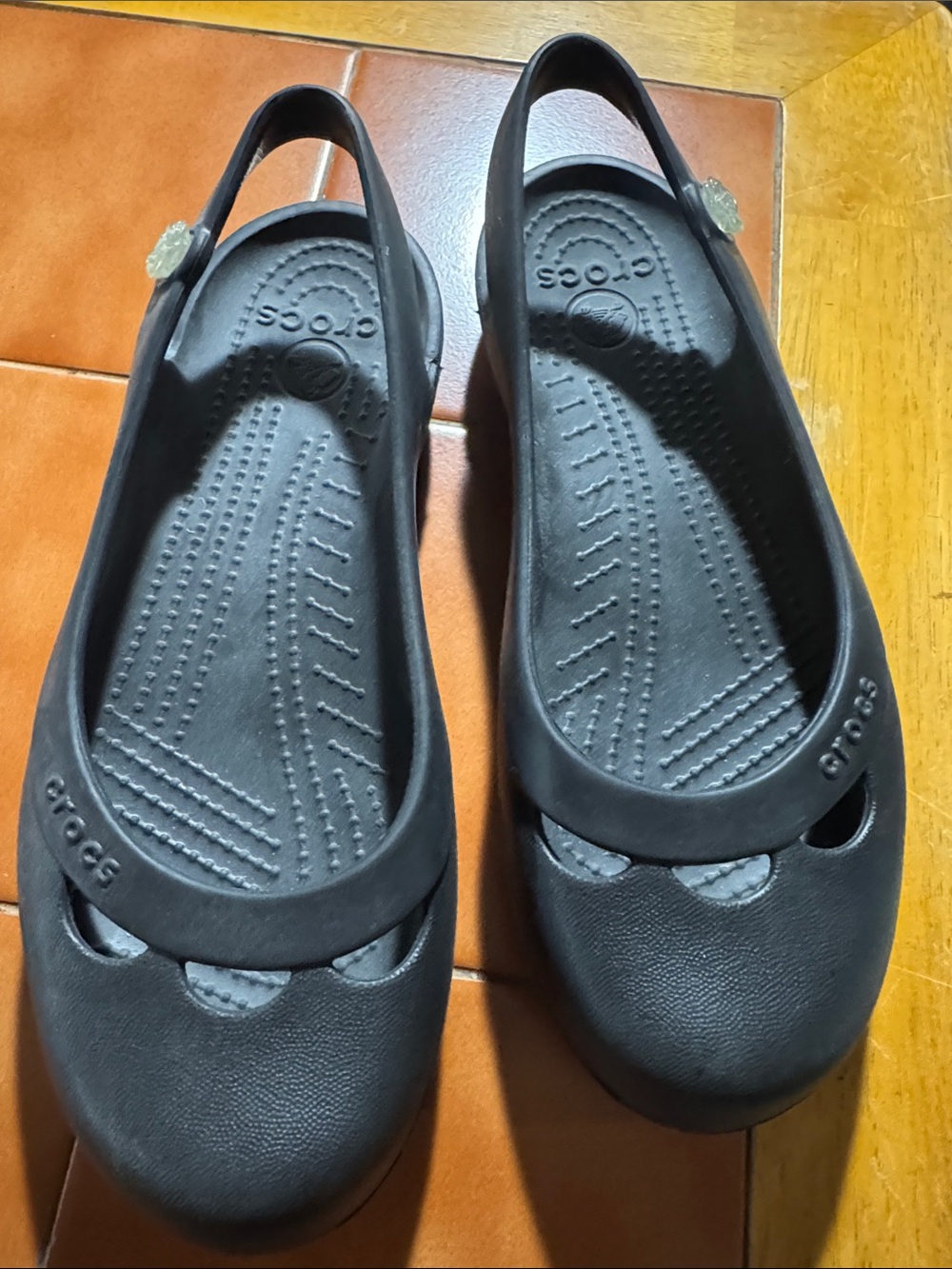 Women’s crocs
